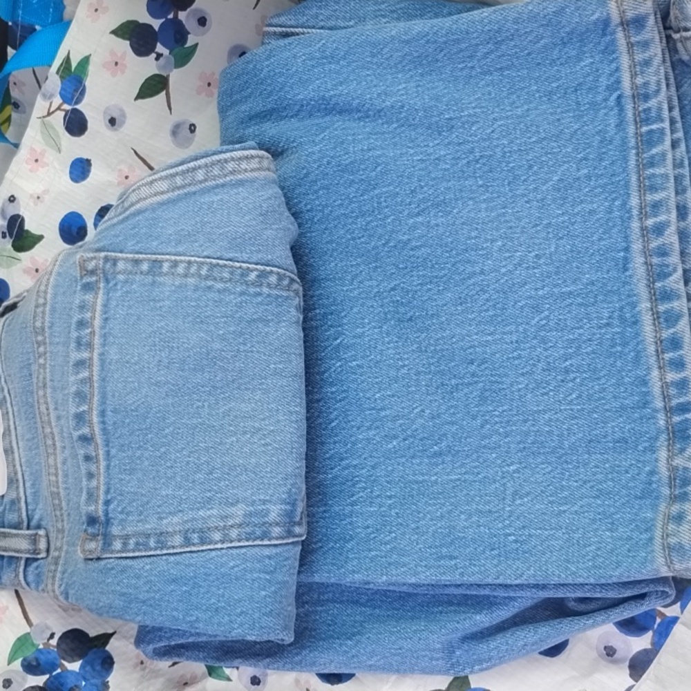PINK Victoria's Secret Light Blue Straight High Rise Jeans